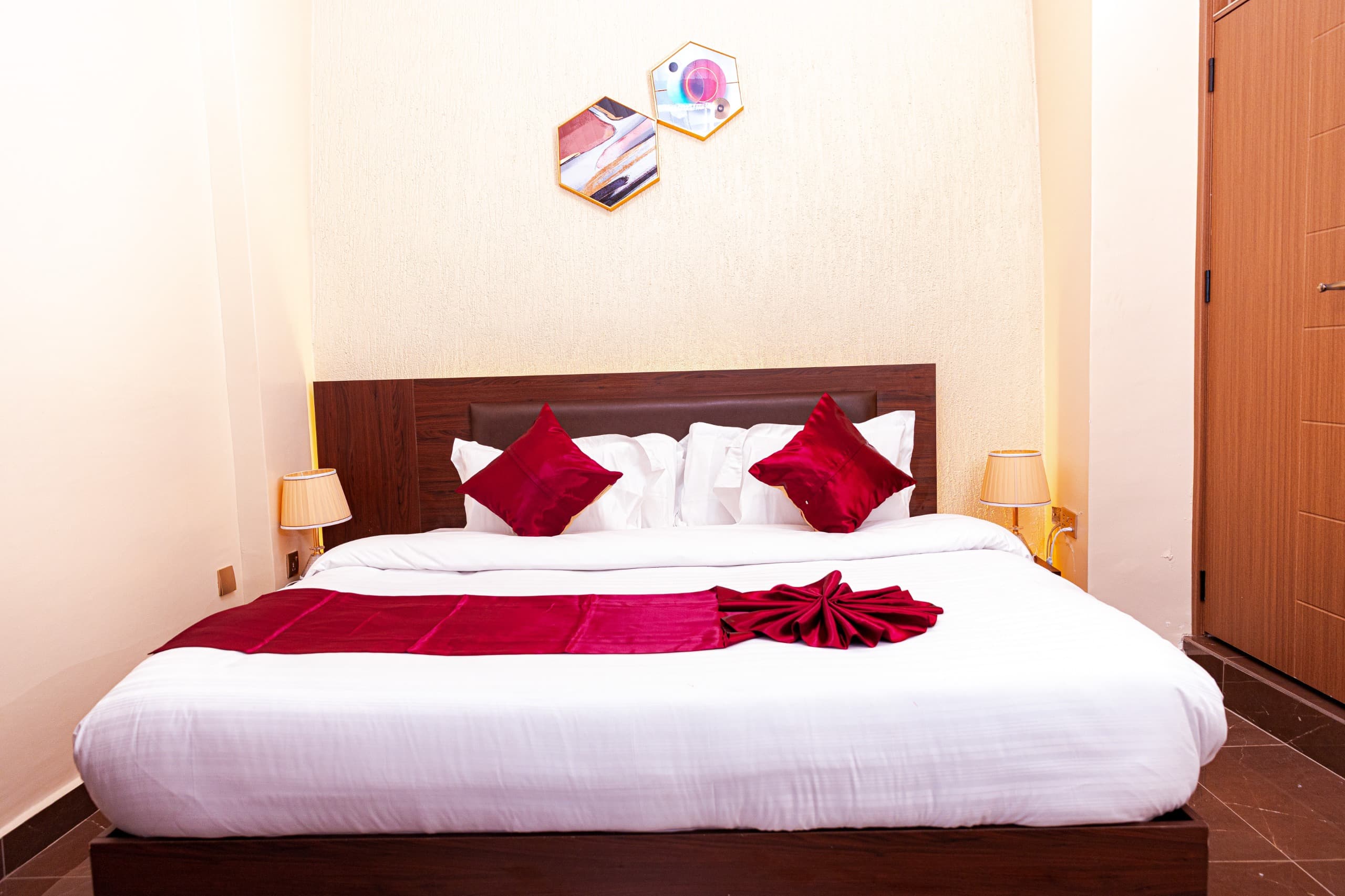 Crimson Executive Suite